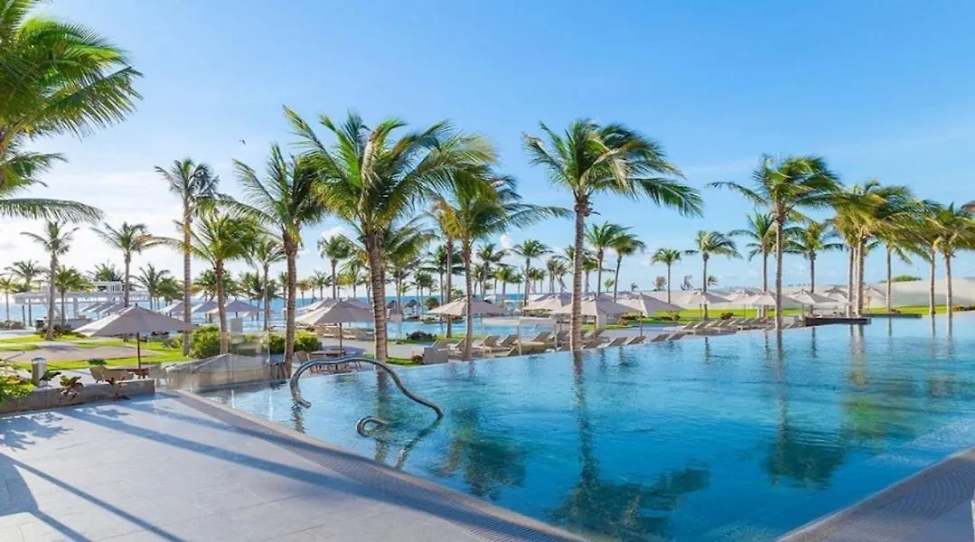 Garza Blanca Resort & Spa Cancun